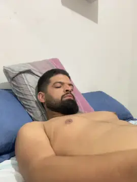 Cam4 Live Sex Cam of mineirinho3020