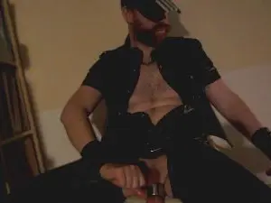 Cam4 Private Sex Chat of tiptop_xx