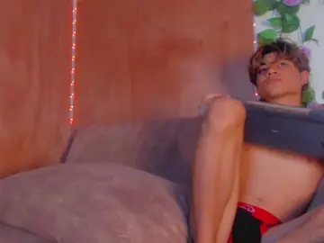 Cam4 Adult Video Chat of gaze_dream