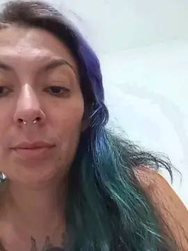 Cam4 Live Sex Cam of grlcwbjllehot