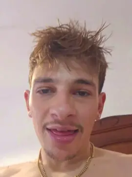 Cam4 Free Porn Cam of CezarCc