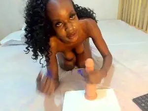 Cam4 Free Live Porn of princessmiria