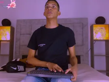 Cam4 Live Sex of Dilan_Amadeus