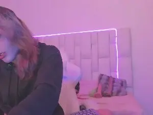 Cam4 Adult Video Chat of MilkWhore1