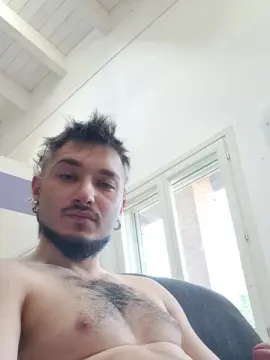 Cam4 Live Porn of DelonteDBueno