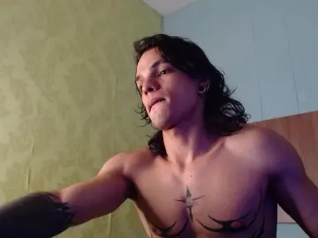 Cam4 Adult Webcam of Albert_Bernal69