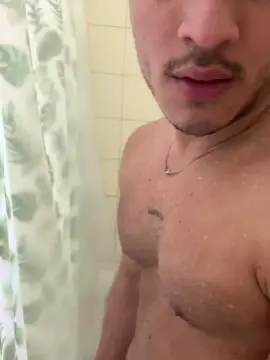 Cam4 Live Porn of alesssandro375