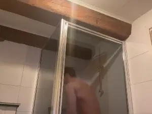 Cam4 Live Sex of SirWoodyScott