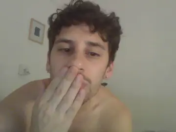 Cam4 Free Porn Cam of maggicbooy