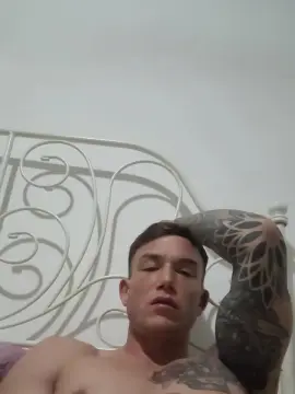 Cam4 Sex Cam of Cristiangonzaa