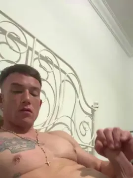 Cam4 Sex Cam of Cristiangonzaa