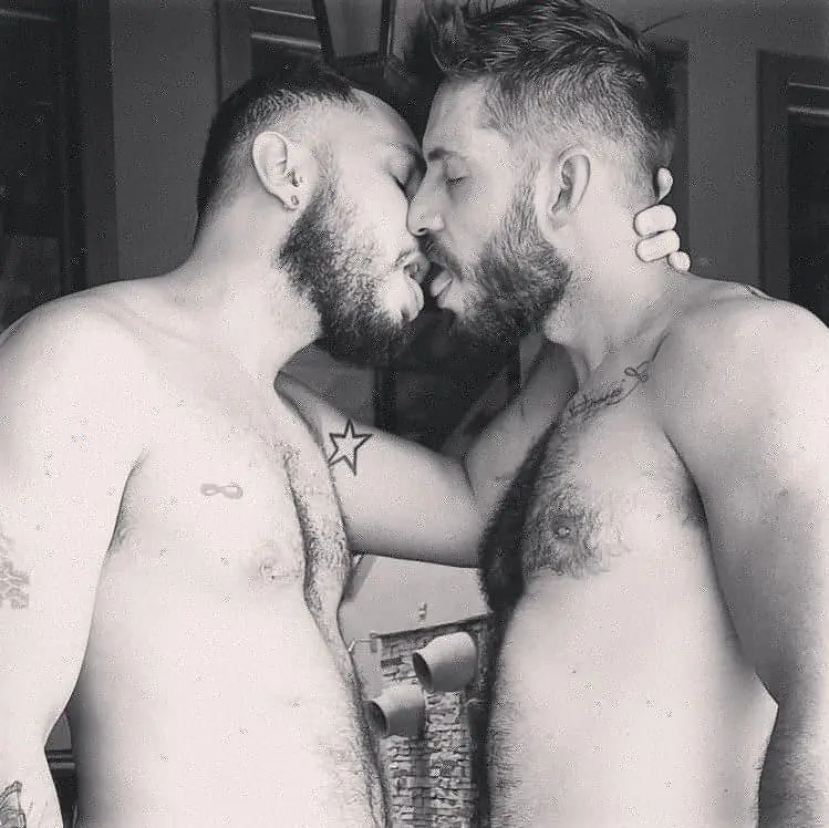 BrHornycouple