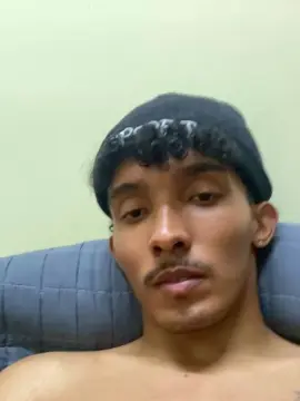 Cam4 Live Sex of MavyFelipe