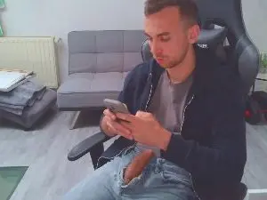 Cam4 Live Porn of Runtasty96