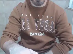 Cam4 Adult Webcam of callmeluis