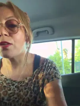 Cam4 Sex Chat of charlotte_milf3