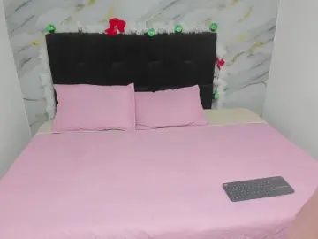 Cam4 Live Porn of emmma_moon