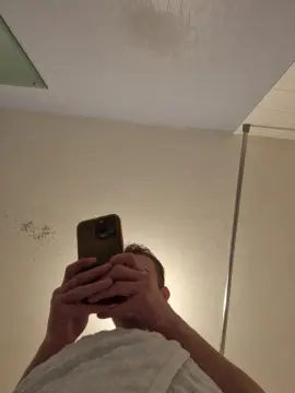 Cam4 Sex Cam of Naughtyvirgin22