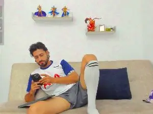 Cam4 Live Porn of PJstr8_gymbros
