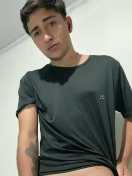 Cam4 Watch Live Sex Cams of Tavinh067