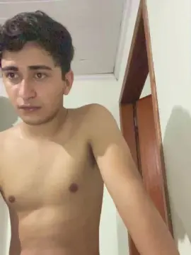 Cam4 Sex Cam of Tavinh067