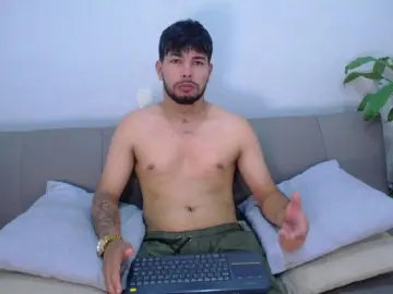 Cam4 Adult Webcams of LiamSaenz