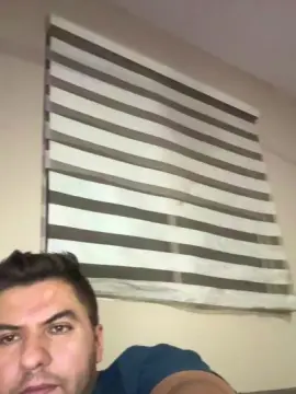 Cam4 Watch Live Sex Cams of raulgzz4