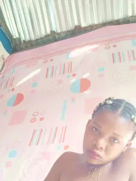 Cam4 Watch Live Sex Cams of Heritiana974