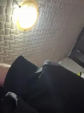 Cam4 Nude Webcam of SuckmyCock98