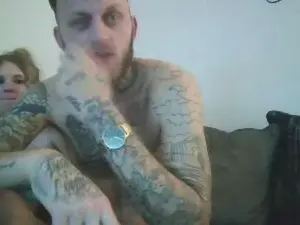 Cam4 Live Porn of Hom3madelovers