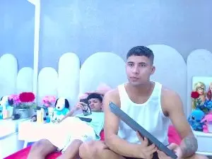 Cam4 Free Porn Cam of partyduoboys