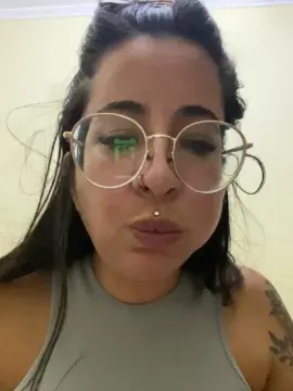 Cam4 Free Porn Cam of Isapekha