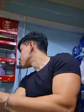 Cam4 Live Porn of Chamo6699