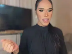 Cam4 Free Live Porn of Ts_glamxxxx