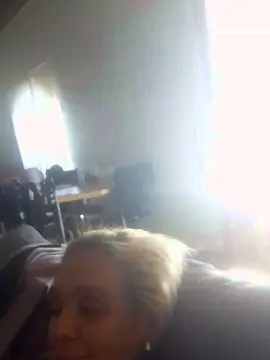 Cam4 Adult Video Chat of MummySOL