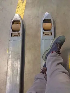 Cam4 Live Sex Cam of Leaooo