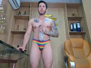 Cam4 Live Porn of George_Diesell