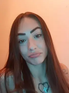 Cam4 Live Sex Cam of Luciavolvi2