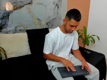 Cam4 Sex Cam of ander_montoya