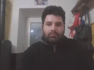 Cam4 Watch Live Sex Cams of ezio87