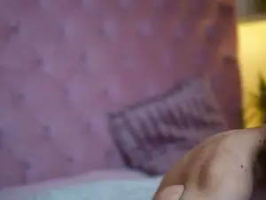 Cam4 Private Sex Chat of MaiaMini