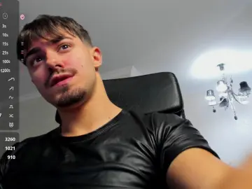 Cam4 Nude Webcam of WilsonJules