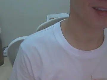 Cam4 Live Porn of kskiro