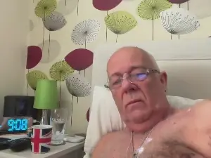 Cam4 Adult Video Chat of The_helmet7