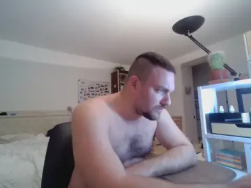 Cam4 Live Sex of MilitaireDom