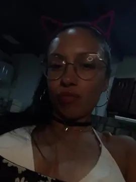 Cam4 Live Porn of Moondefuego