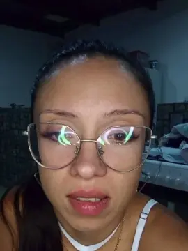 Cam4 Live Sex Cam of Moondefuego