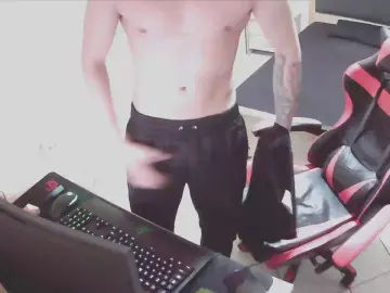 Cam4 Watch Live Sex Cams of AlbanianFker21