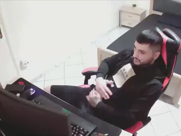 Cam4 Nude Webcam of AlbanianFker21