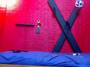 Cam4 Free Live Porn of bdsmforever18